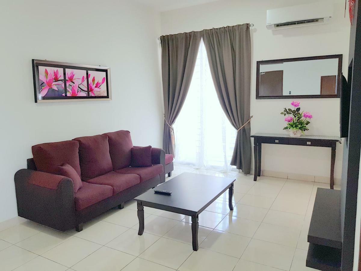 Hz Homestay @Ascotte Boulevard Semenyih Zewnętrze zdjęcie