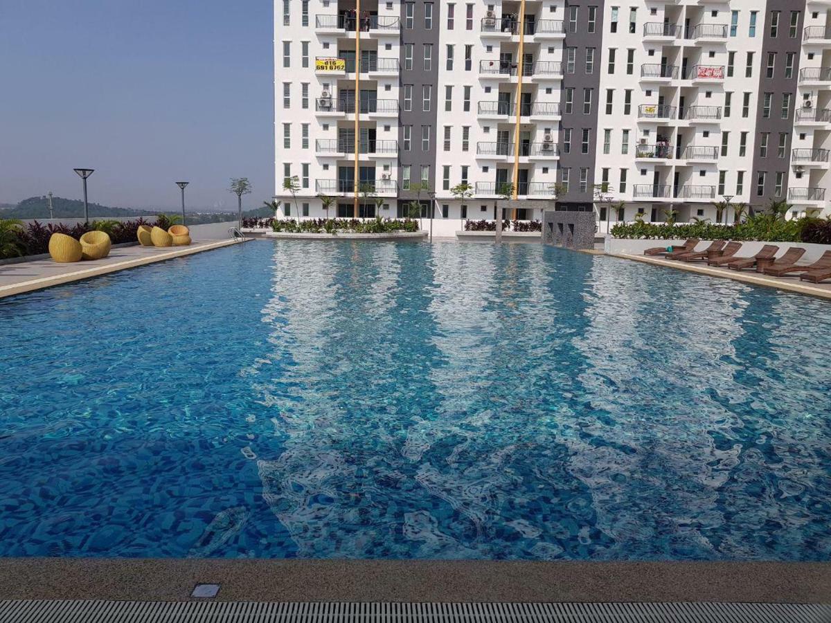 Hz Homestay @Ascotte Boulevard Semenyih Zewnętrze zdjęcie